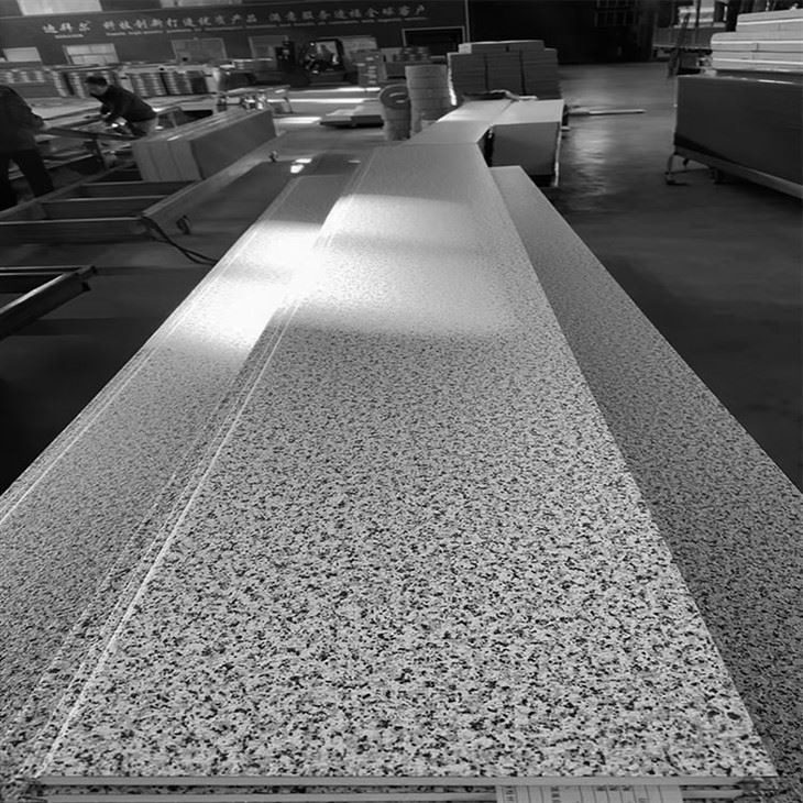 Waterproof Exterior PU Sandwich Panel Metal Siding 16mm 20mm For House high quality